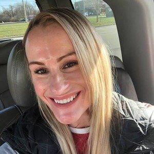 Meet your Posher, April